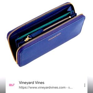 Zippered wallet beautiful Saffiono leather, stylish as You are, need I say more